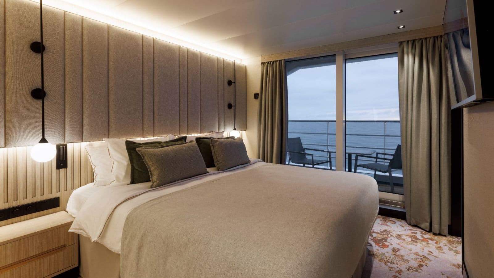 Premium Suite - Image 3