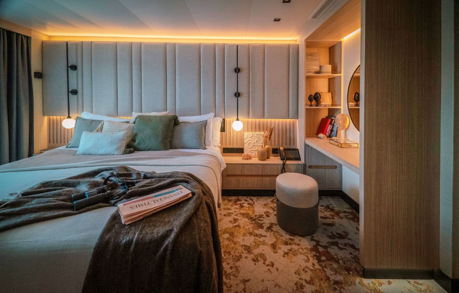 Premium Suite - Image 4